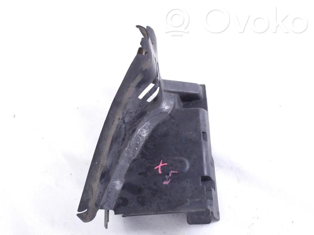Volvo XC60 Fixation de radiateur 