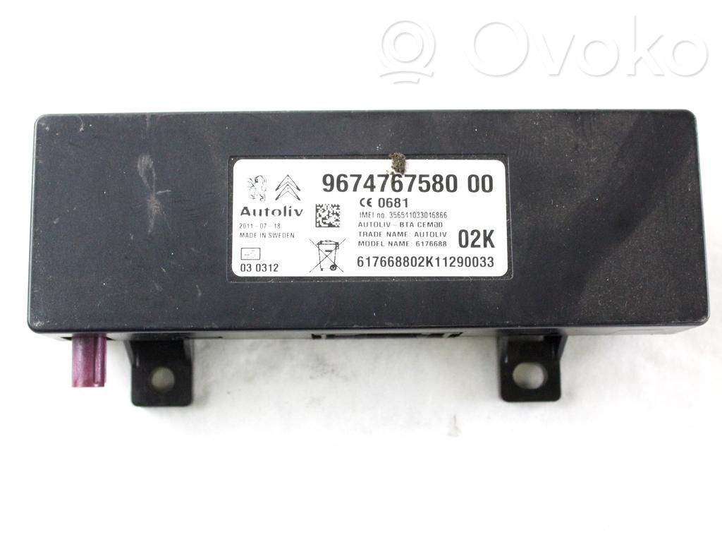 Citroen C4 I Picasso Pystyantennivahvistin