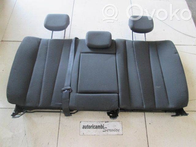 Takaistuin   31536