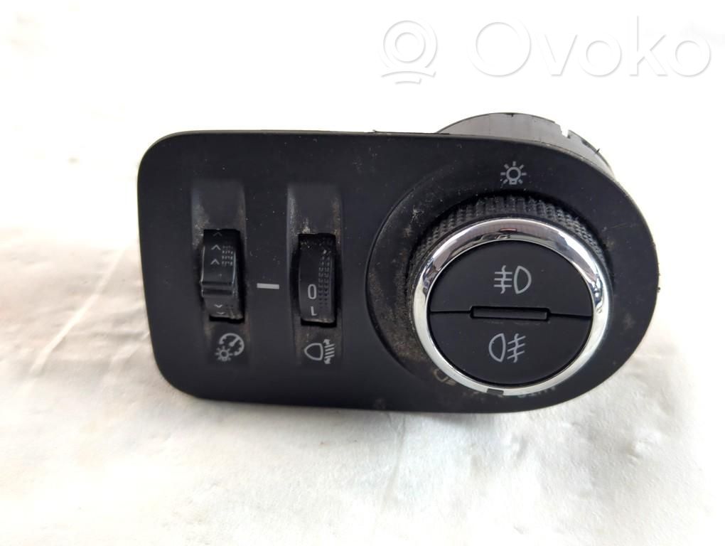 Headlight level height control switch   39085924