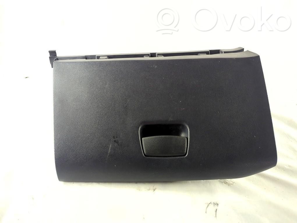 KIA Rio Glove box set 