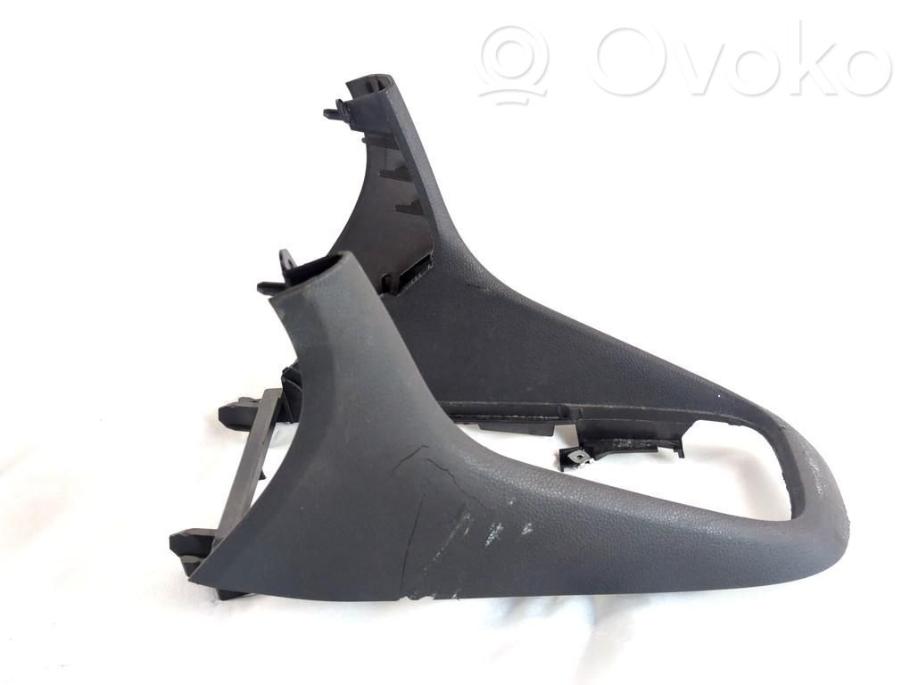 Volkswagen Golf VI Altri elementi della console centrale (tunnel) 