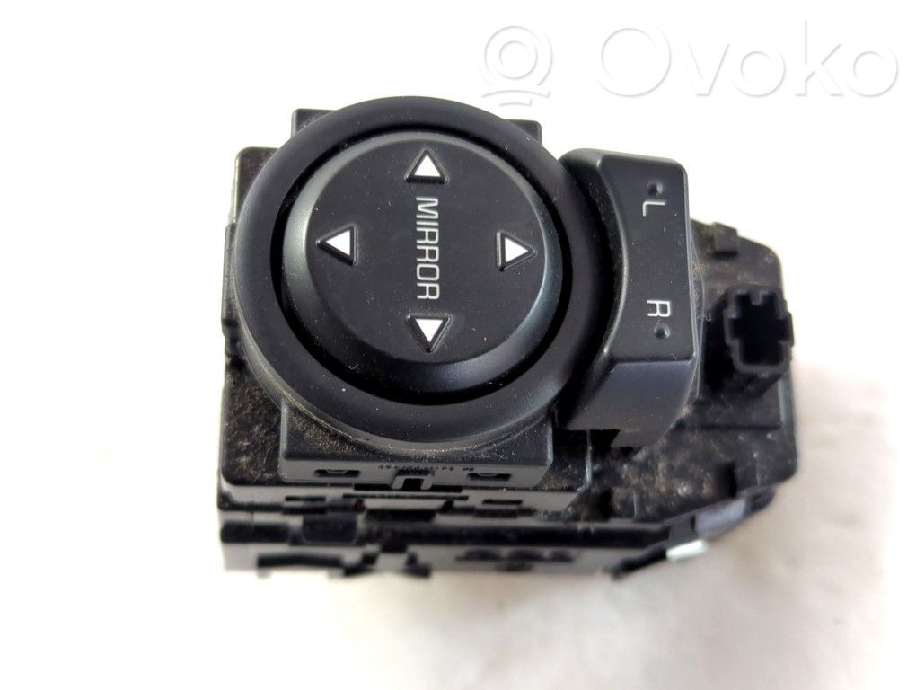 Interruptor del espejo lateral   93530H8200