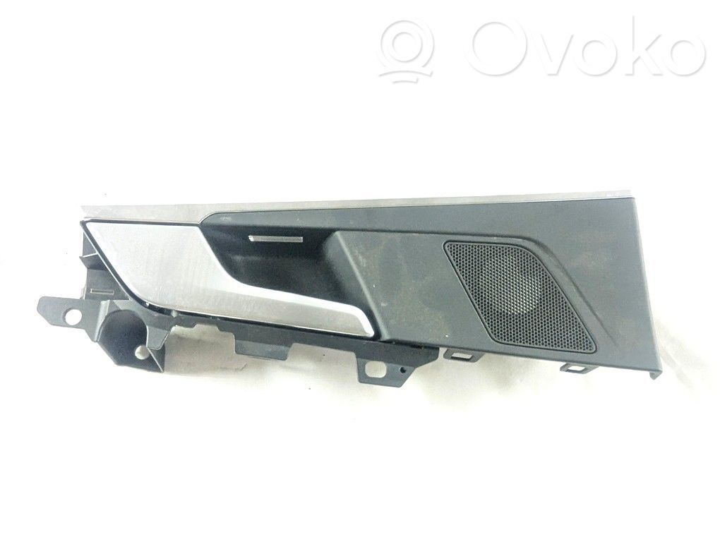 Manecilla interna puerta delantera   8W0839019A4PK
