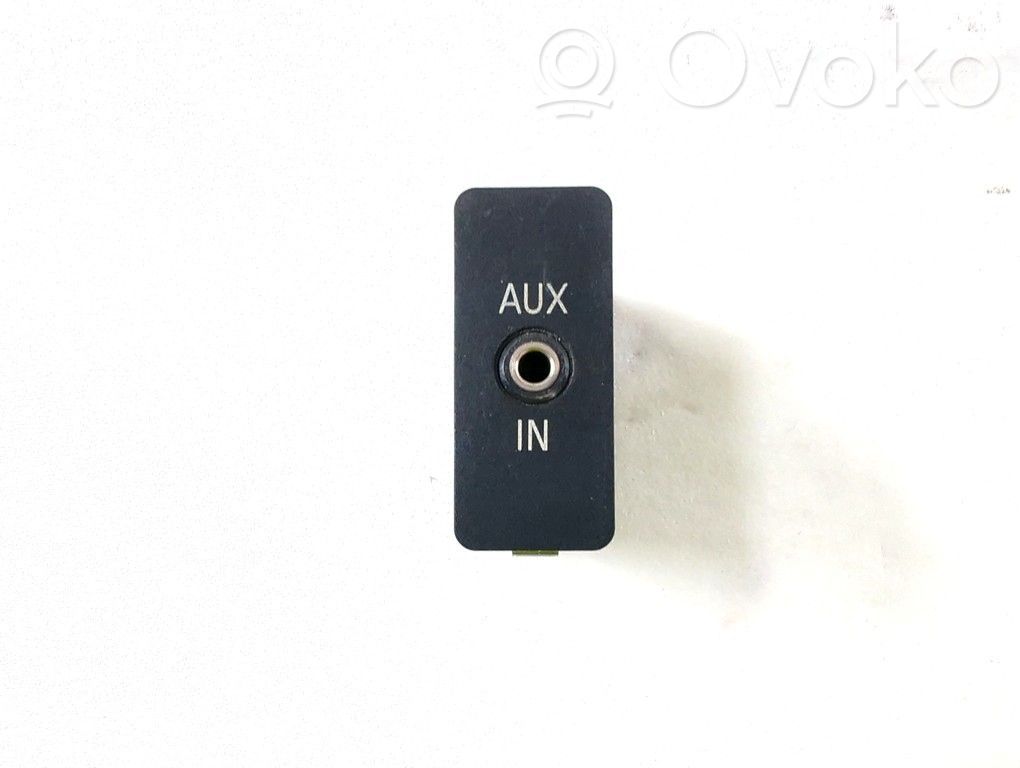 USB-Anschluss   61316930561