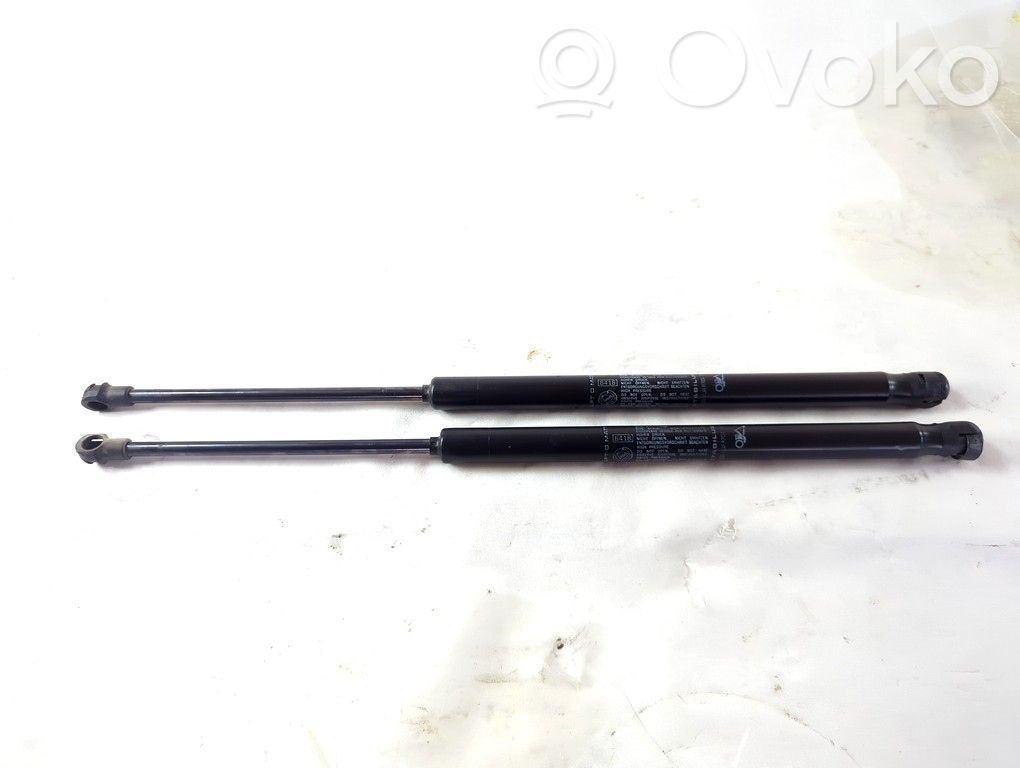 Alfa Romeo Mito Ammortizzatore portellone anteriore/cofano