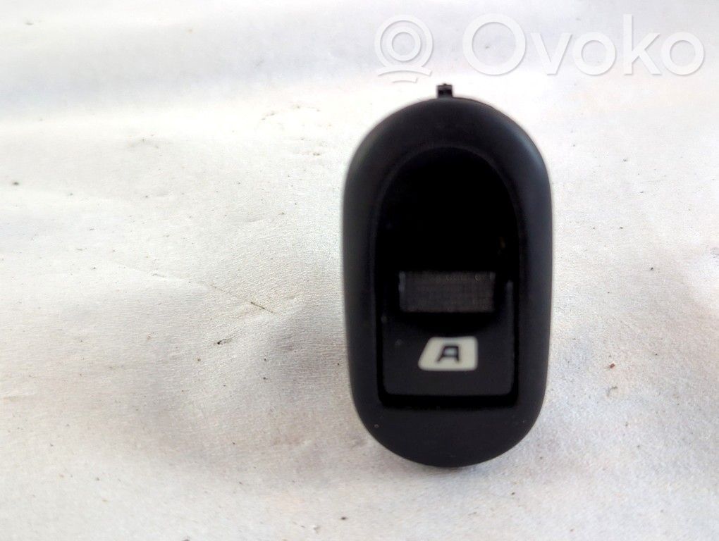 Comutator comandă geamuri electrice   96401469XT