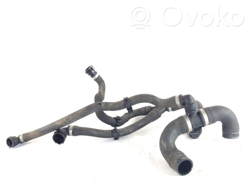 BMW 3 F30 F35 F31 Engine coolant pipe/hose 