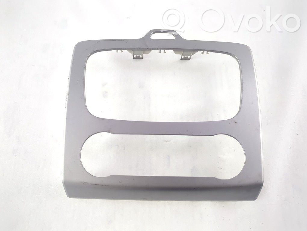 Ford Focus Verkleidung des Armaturenbretts