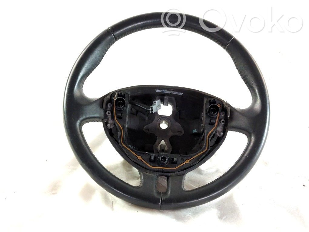Renault Clio III Steering wheel