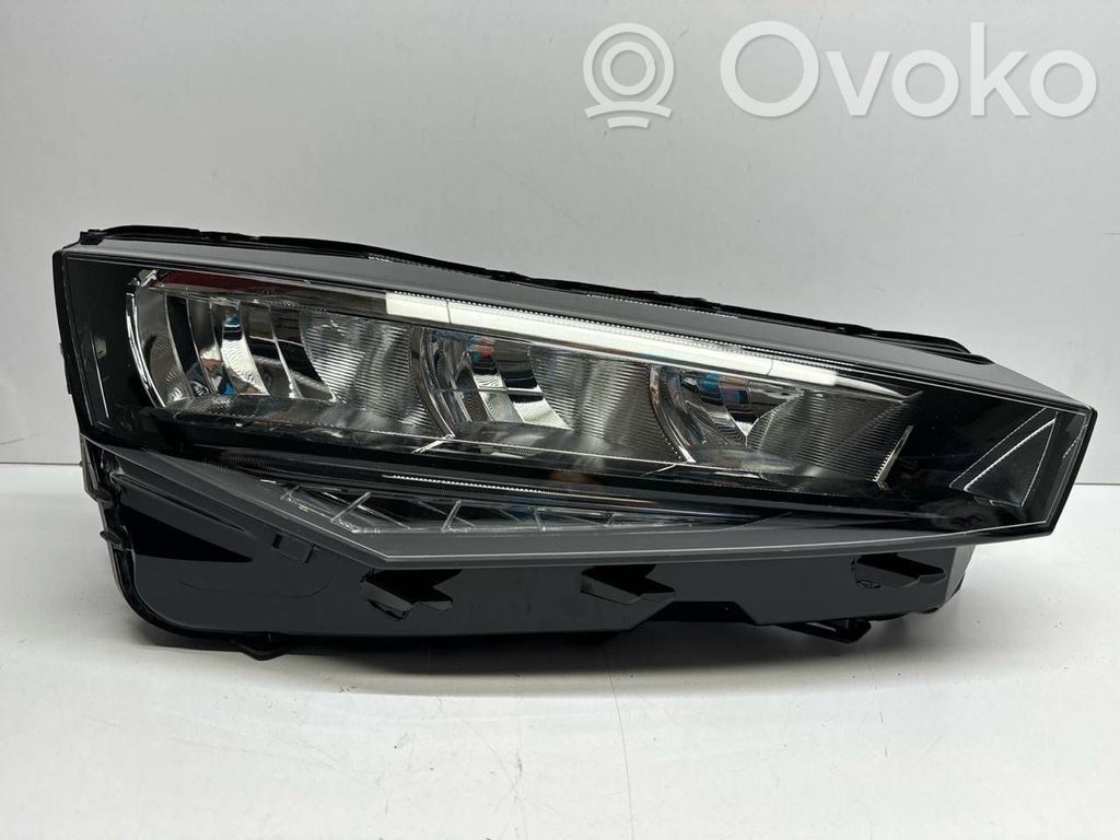 Skoda Scala Lampa przednia 