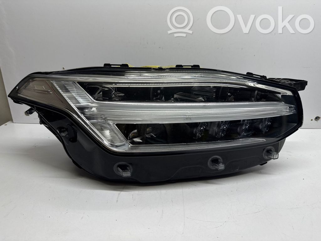 Volvo XC90 Headlight/headlamp 