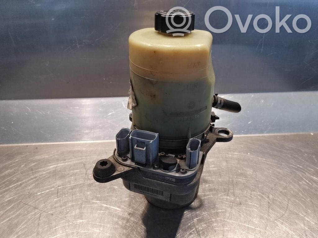 Power steering pump   1743471