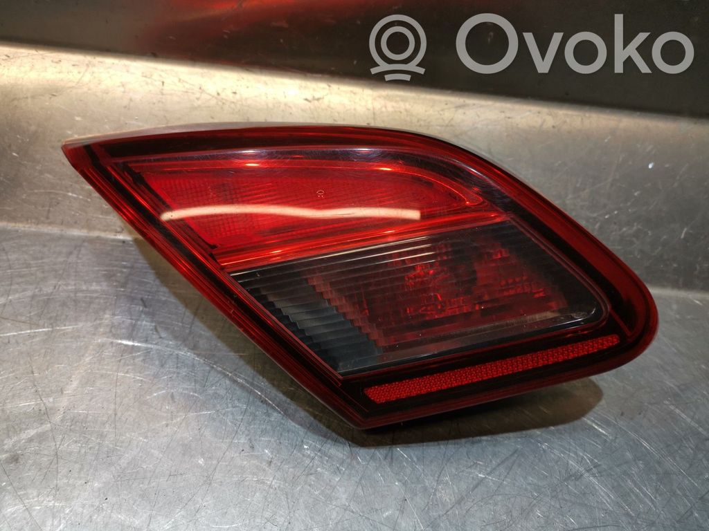 Opel Corsa E Takaluukun takavalot 
