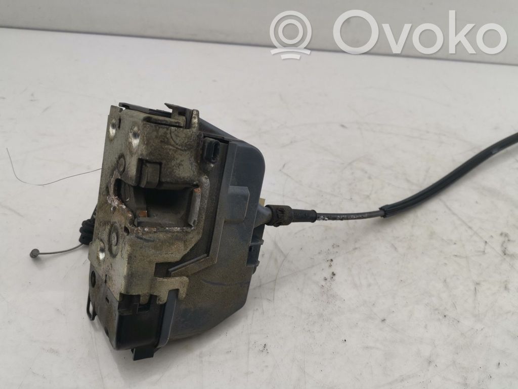 Citroen C3 Takaoven lukko 