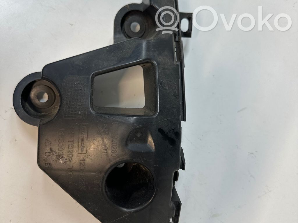 Peugeot 308 Rear bumper mounting bracket 