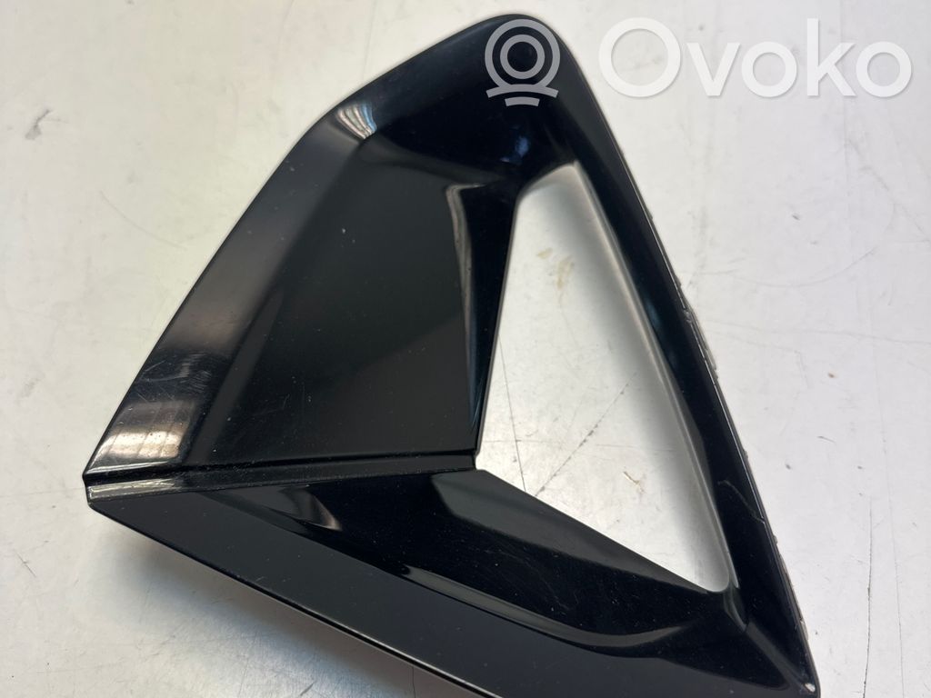 Audi e-tron Front bumper lower grill 
