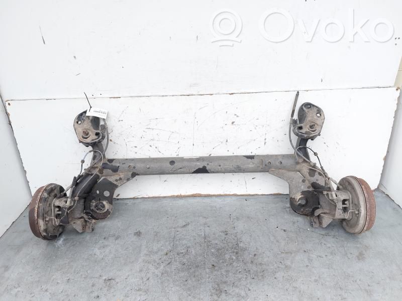 Ford B-MAX Aizmugurējais tilts 