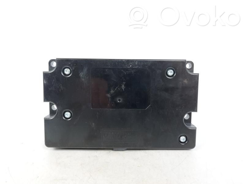 Antena de radio   D1BT14D212CC,D1BT14D212CC