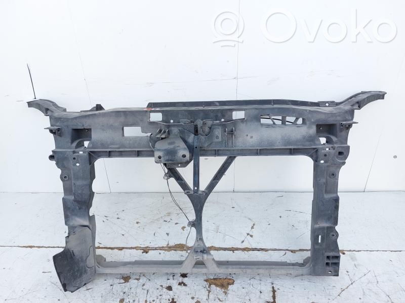 Mazda 5 Radiatoru panelis 