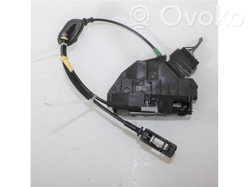 Ford Fiesta Aizmugurē slēdzene 