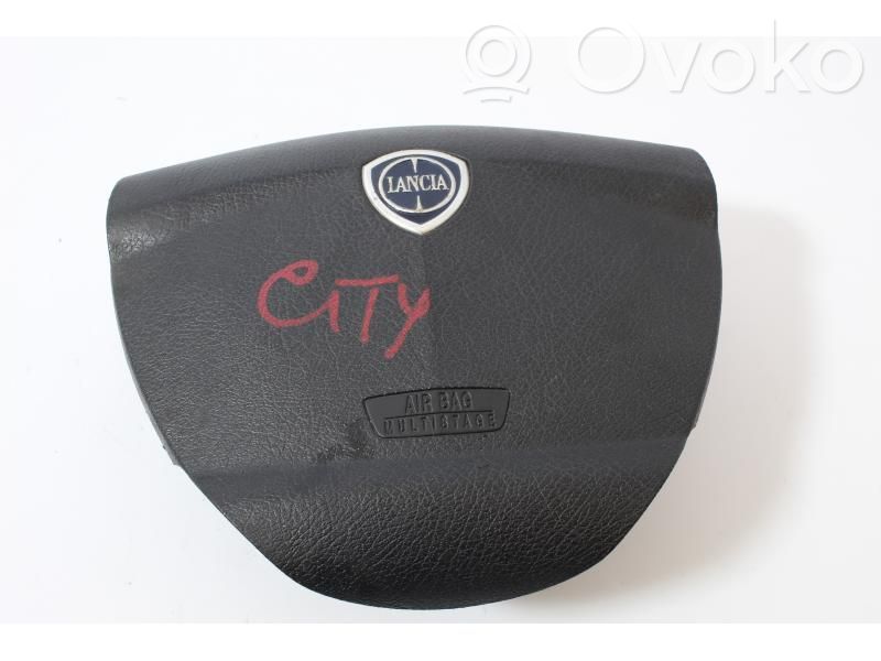 Lancia Ypsilon Steering wheel airbag 