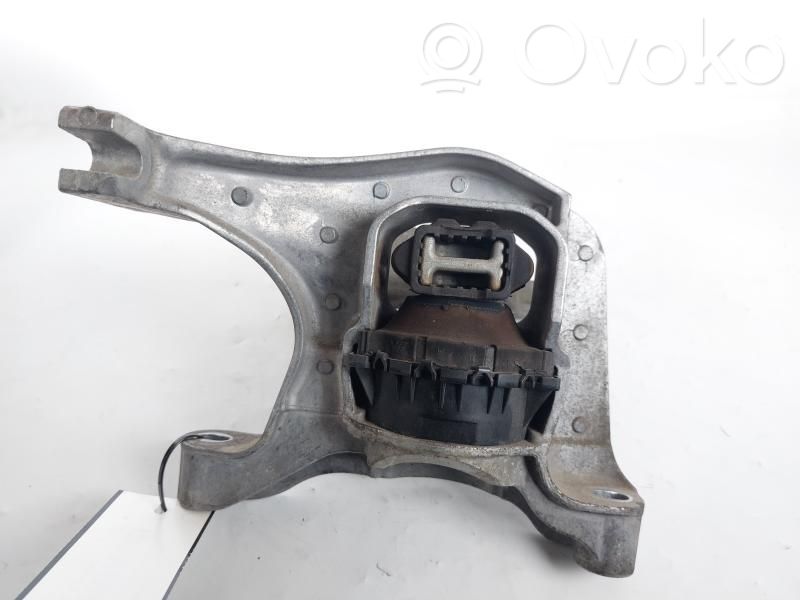 Peugeot 308 Engine mount bracket 