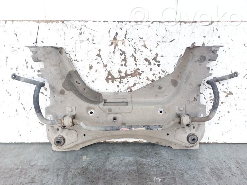 Renault Clio III Priekinis traversas 
