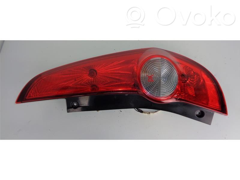Opel Agila B Lampa tylna 