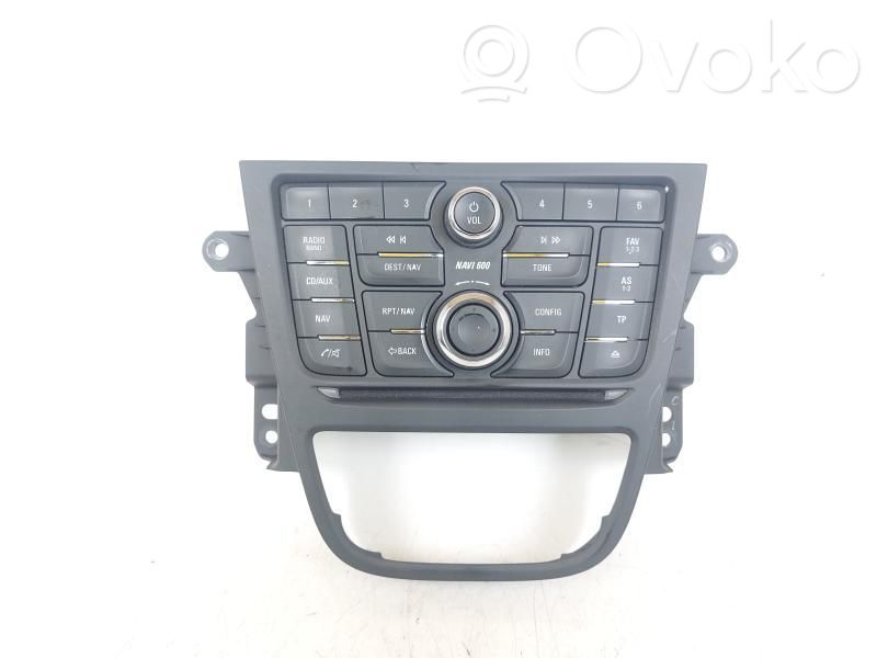 Opel Mokka Panel / Radioodtwarzacz CD/DVD/GPS 