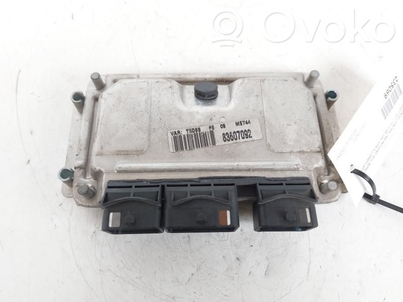 Engine control unit/module   0261208301,0261208301
