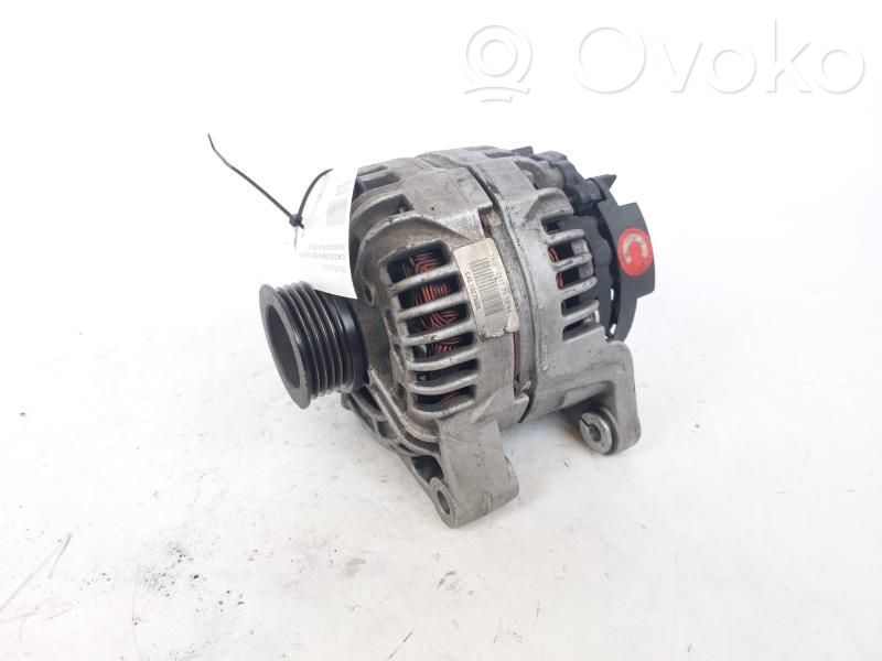 Opel Astra H Alternador 