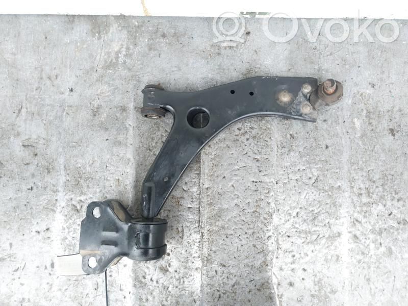 Ford C-MAX II Svira 