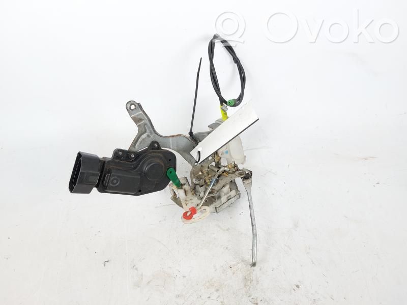 Peugeot 107 Priekšpusē slēdzene 