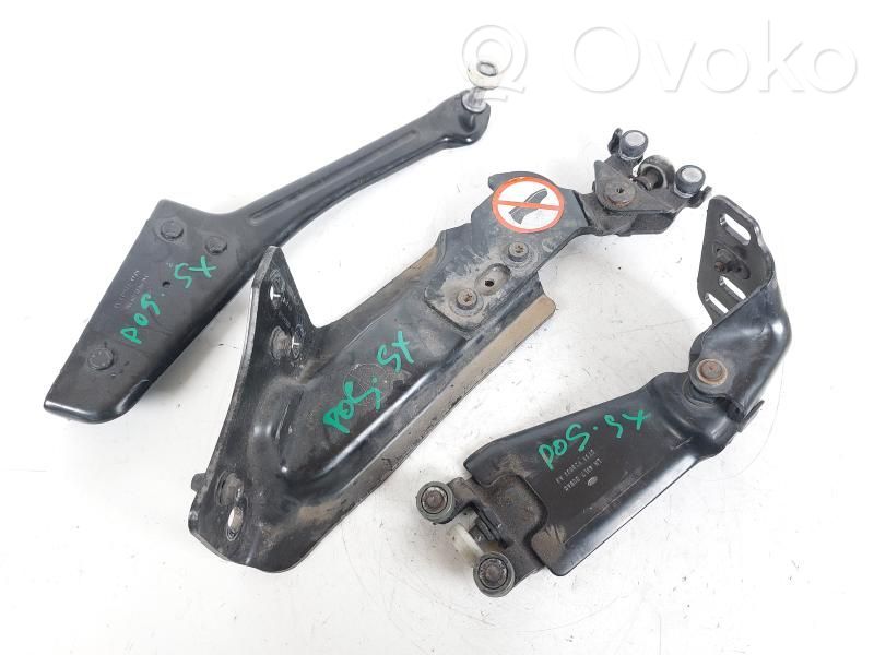 Ford Connect Zawias dolny drzwi tylnych