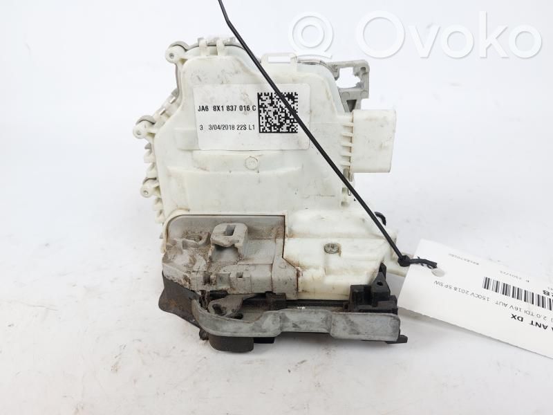 Audi A4 S4 B9 Serratura portiera anteriore 