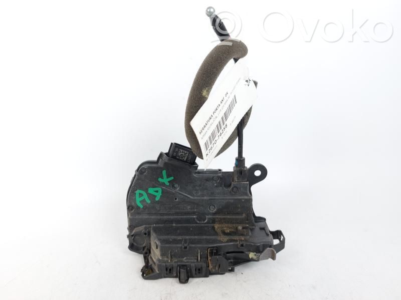 Nissan Micra K14 Zamek drzwi przednich 