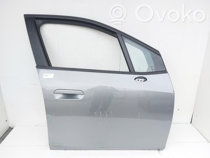 BMW 2 Active Tourer U06 Puerta delantera 