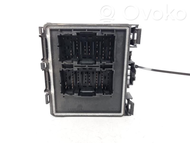 Ford Fiesta Module de fusibles 