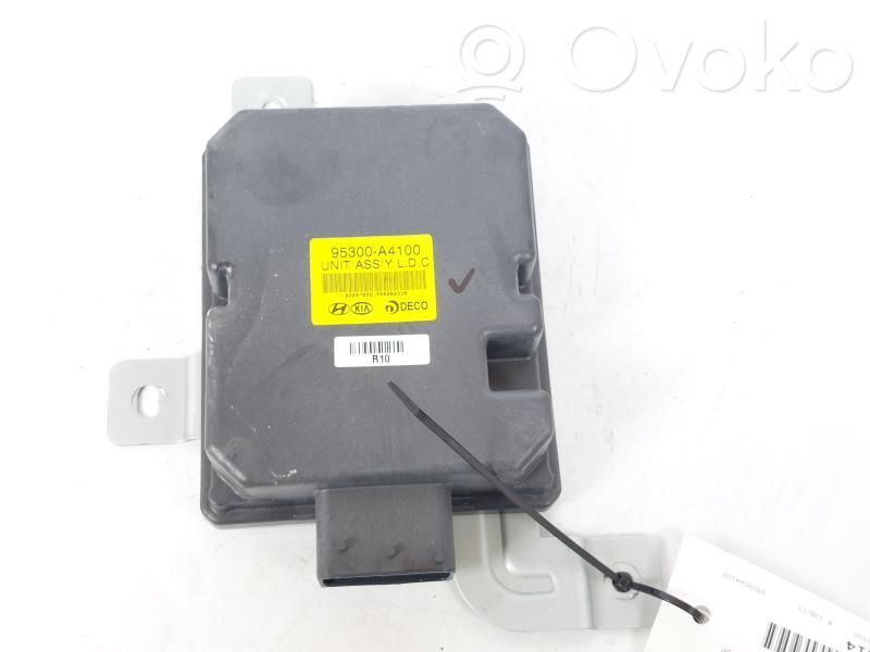 KIA Carens III Engine control unit/module 