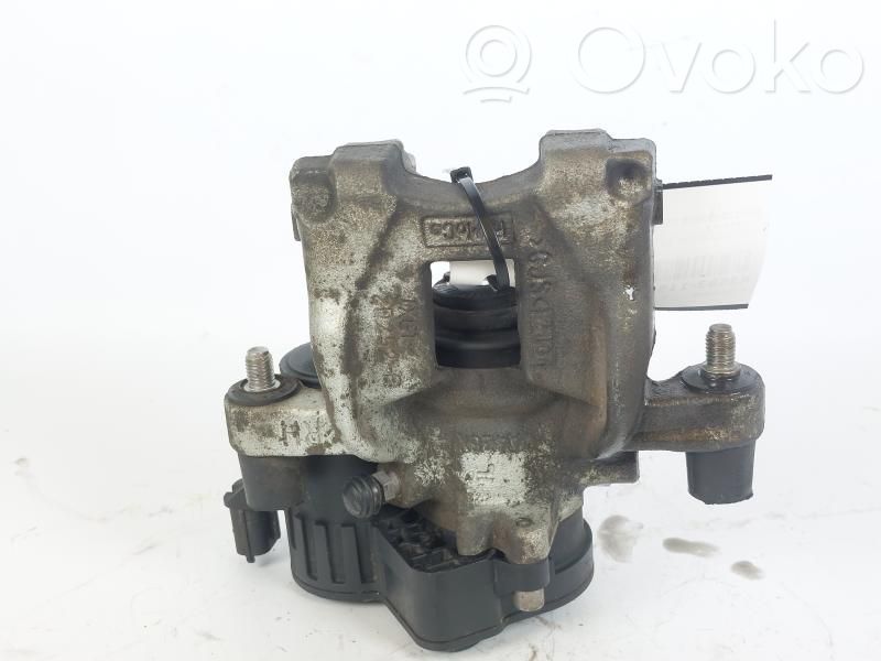 Ford Focus Zacisk hamulcowy przedni 