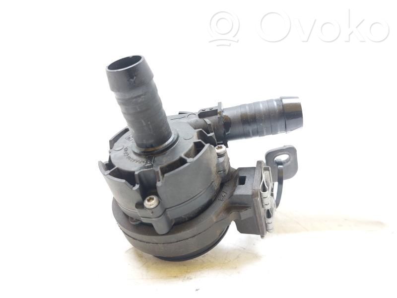 Ford Focus Water pump 