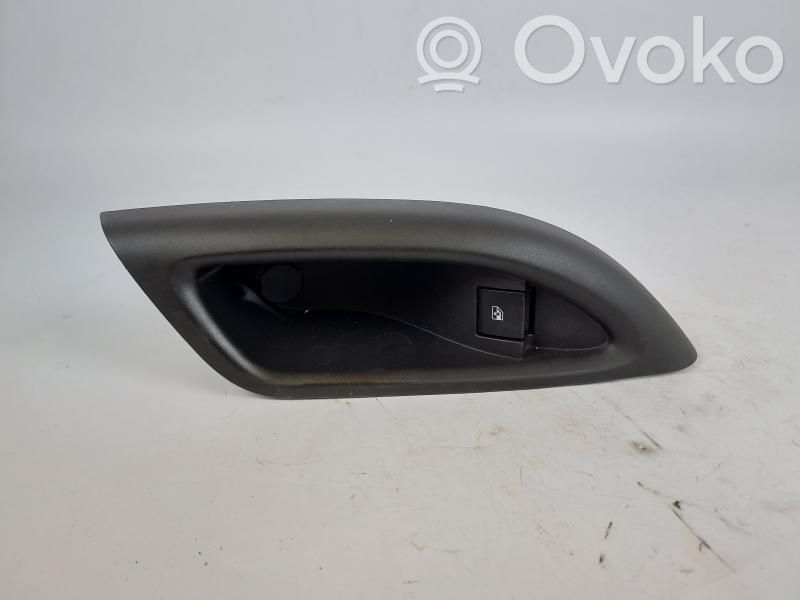 Opel Astra K Interrupteur commade lève-vitre 