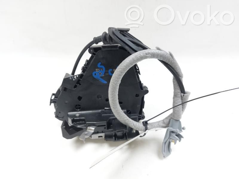 Renault Captur II Rear door lock 