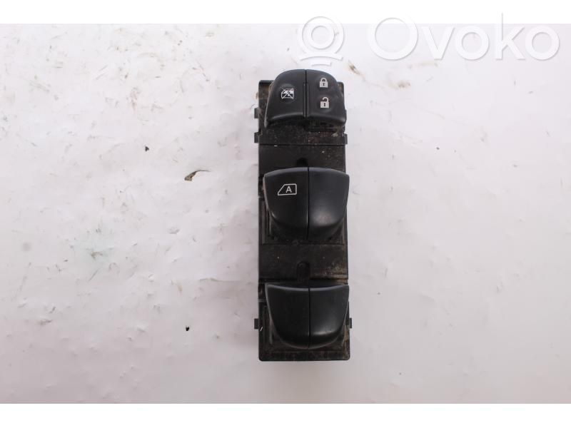 Nissan Qashqai Comutator comandă geamuri electrice