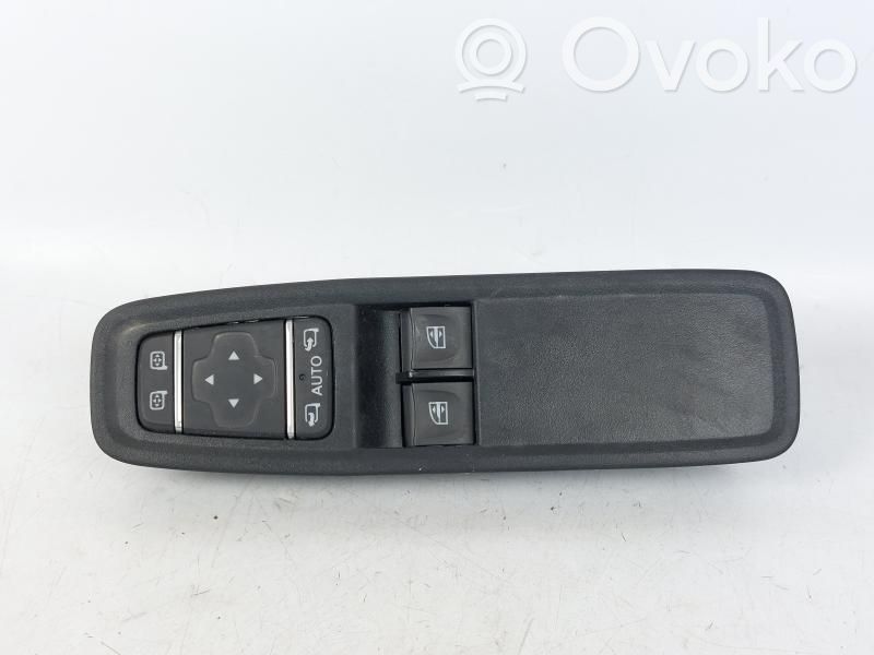 Mercedes-Benz Citan II W420 Electric window control switch