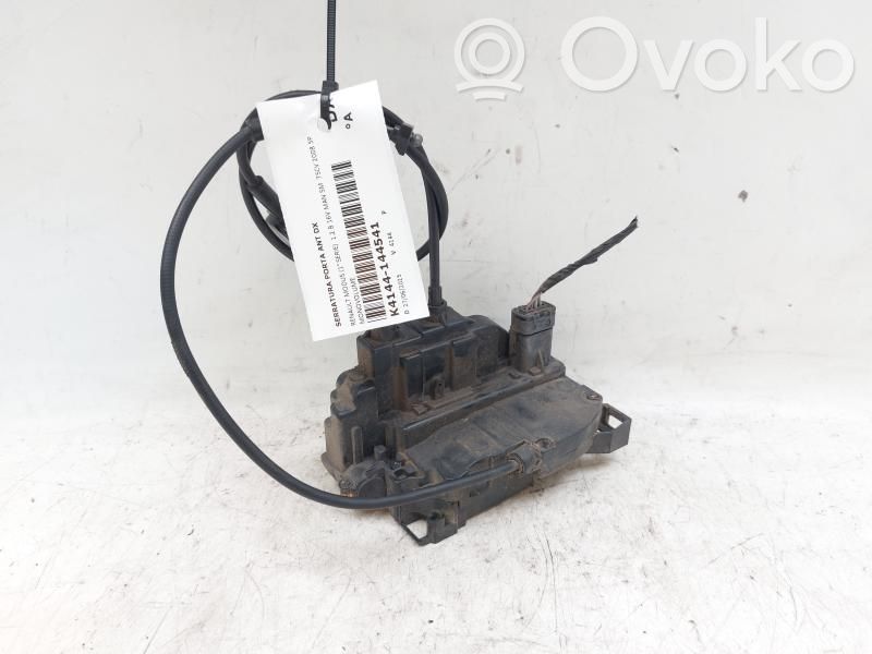 Renault Modus Priekšpusē slēdzene 