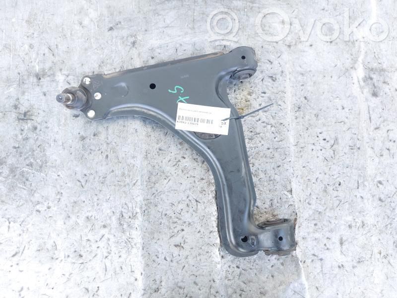 Opel Zafira B Front control arm 