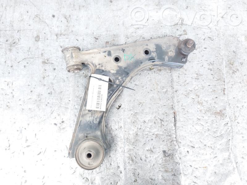 Opel Corsa D Basculă inferioară față 