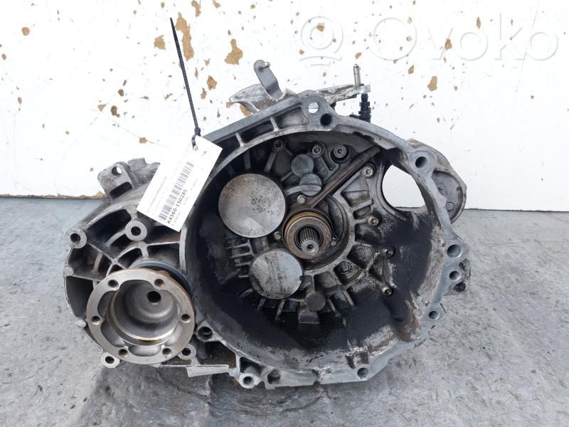 Volkswagen Golf V Cutie viteze manuală cu 5 trepte 